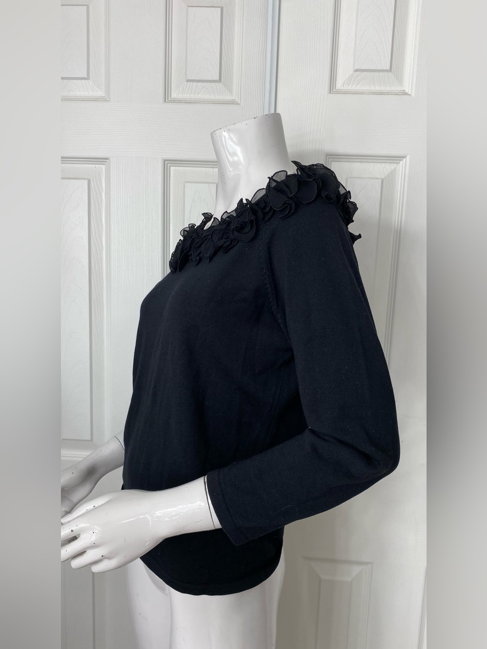 ‼️Silk Carlisle Black Floral Trim Boatneck Top - Picture 2 of 7